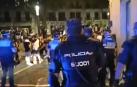 La policía, desalojando San Gregorio