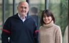 Los investigadores de la Universidad de Navarra, Ignacio Moriyón y Raquel Conde, en una imagen de archivo tomada antes de la pandemia.