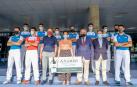 Los participantes en esta feria de San Mateo posan en la presentación