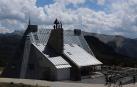 Tras inaugurarse oficialmente el 17 de octubre de 1971, el refugio de Belagua ha vivido diversas etapas. La última, su reapertura en septiembre de 2020 después de 14 años cerrado y otros 2 en obras para su rehabilitación