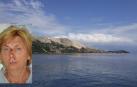 Imagen de la mujer hallada en la isla croata de Krk. De fondo, la isla.