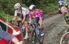 Van vleuten, en un momento de la primera edición de la clásica París-Roubaix femenina