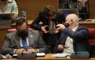 Javier Remírez, María Chivite y José María Aierdi, en el pleno parlamentario de este jueves