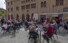 Terrazas repletas de gente en Estella coincidiendo con el Nafarroa Oinez el pasado 17 de octubre