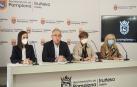 El alcalde Maya, junto a las ediles María Echávarri, Ana Elizalde y María Caballero (de izda a dcha.)