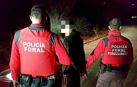 Momento de la detención de uno de los jóvenes en Artica
