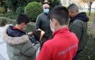 Alumnos de 1º de la ESO del colegio Santísimo Sacramento entrevistan a abuelos sobre sus costumbres navideñas
