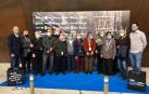 Foto de los montañeros navarros y polacos junto al director de la película y el director de Mendifilm antes de la proyección ayer de Mendiak 76 en el Euskalduna de Bilbao.