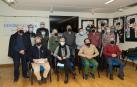 Integrantes de los Amigos de Olentzero y miembros del Centro de Estudios, juntos este jueves en Tudela