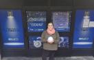 Maider Zubasti sostiene la luna, el objeto mágico que tendrán que recuperar los participantes.