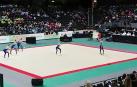 Ejercicio de cintas y pelotas del Club Rítmica Alaia de Primera Categoría en el Campeonato de España por Conjuntos