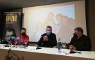 Un momento de la presentación con Juan Carlos Unzué en el centro de la imagen