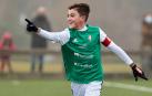 El capitán de San Juan Bautista Irurzun celebra un gol durante su partido contra Bernart Etxepare