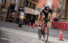 Prueba de triatlón pasando por Pamplona