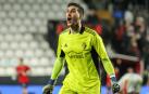 Sergio Herrera celebra el segundo gol de Osasuna