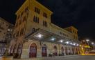 La fachada trasera de la estación que se reformará y en la que se ubica el andén de viajeros