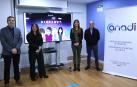 Desde la izda. Fernando Urra, responsable de comunicación de Fundación Caja Navarra; Izaskun Azcona, responsable de la Fundación la Caixa en Navarra; Arantxa Bujanda, enfermera-educadora de Anadi, y Juantxo Remón, presidente de Anadi