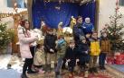 Nuria Sala y Rubén del Brío, junto a sus nueve hijos, en una imagen obtenida en las pasadas Navidades en Ucrania, donde han residido en los últimos cuatro años y medio