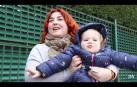 Miriam estaba embarazada de 8 meses cuando se contagió de covid. El 18 de marzo de 2020 dio a luz por cesárea e inmediatamente ingresó en la UCI cuatro semanas. Conoció a su hija por una foto.