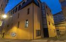Edificio del Hospital Viejo, con el gaztetxe en la planta baja