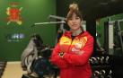 La asturiana Yohanna Alonso Rodríguez, con la equipación de la selección, en el gimnasio de la Guardia Civil, en Pamplona