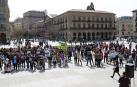 Un momento del acto de la Asociación para la Defensa de la Salud Pública de Navarra en la Plaza del Castillo de Pamplona
