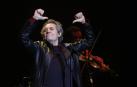 Miguel Ríos, en un momento de su concierto este sábado en Baluarte