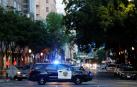 Un vehículo policial, en el lugar de los hechos