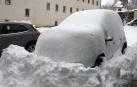 Un coche bajo la nieve, este pasado domingo en Roncesvalles. No habrá precipitaciones esta semana en Navarra, pero sí seguirá el frío