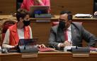 María Chivite y Javier Remírez, en el pleno del Parlamento de Navarra de este jueves