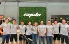El equipo de Cycla Bikes, en la tienda tienda de Ansoain