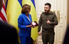 Nancy Pelosi, en su encuentro con Zelenski