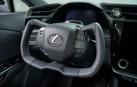 El revolucionario volante del Lexus RZ 450e