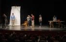 Un momento del casting, fotografiando a los candidatos en el escenario del  espacio cultural    Los Llanos