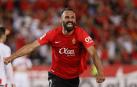 Vedat Muriqi celebra el primer gol del Mallorca contra el Rayo