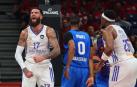 Vincent Poirier celebra una canasta