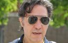 El actor Luis Lorenzo sale del juzgado tras firmar