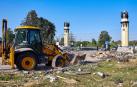 Trabajos de desescombro en la ciudad ucraniana de Kharkiv