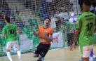 El jugador del Aspil-Jumpers, Eugenio Miramón ‘Uge’, se lamenta tras fallar una ocasión en el partido jugado ayer en Palma.