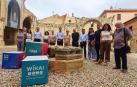 Los participantes antes del inicio del encuentro 'Impulsar Viana'