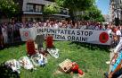 La Federación de Peñas de Pamplona y el colectivo Sanfermines 78 Gogogan! han reivindicado, en el 44 aniversario de la muerte de Germán Rodríguez, la verdad sobre aquellos sucesos