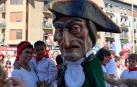La Comparsa de Gigantes y Cabezudos, en las calles de Pamplona el 9 de julio 2022.