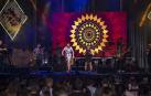Rozalén, ante el público asistente, durante el concierto que protagonizó en el festival de música de Tudela