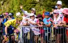 Annemiek van Vleuten, en la última ascensión en la etapa final del Tour 2022