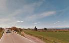 Imagen de la carretera que une la localidad zaragozana de Novillas con la navarra de Cortes, zona donde se produjo el accidente