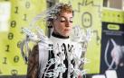 Vestido interactivo controlado a través de una interfaz cerebro-máquina