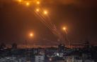 Cohetes disparados por combatientes dela Yihad Islámica Palestina en el este de la ciudad de Gaza