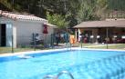 Imagen de la piscina renovada de Javier
