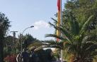 Bandera de España a media asta tras la muerte de un hombre por una cornada en los encierros de Alalpardo