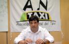 Kiko Asín, en la sede de Teletaxi San Fermín.